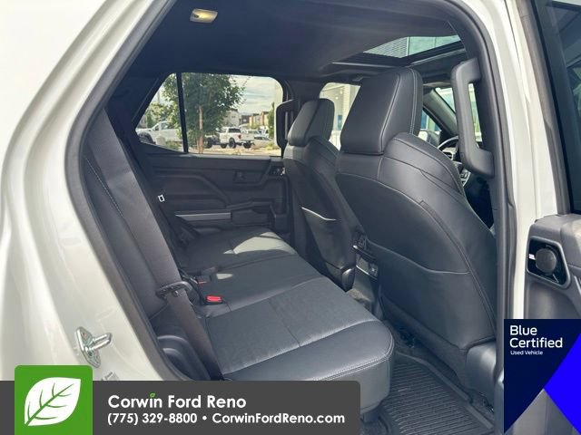 Used 2025 Toyota 4Runner TRD Off-Road Premium AWD/4WD image 14