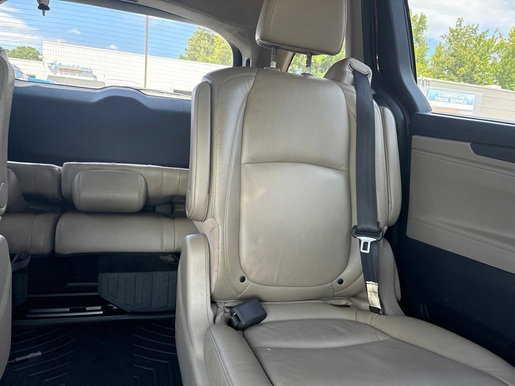 Used 2019 Honda Odyssey EX-L image 13