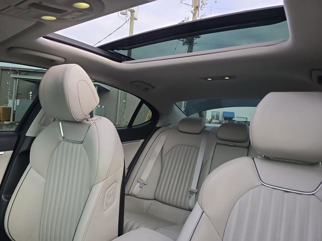 Used 2019 Genesis G70 3.3T Advanced w/ Elite Package RWD image 22