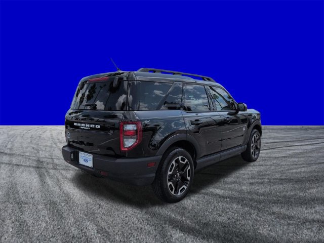 Certified 2023 Ford Bronco Sport Outer Banks w/ Tech Package AWD/4WD image 4