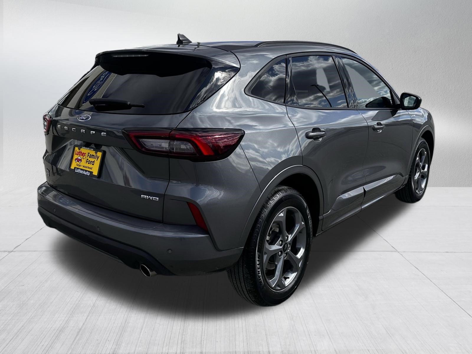 Certified 2024 Ford Escape ST-Line w/ Tech Pack #1 AWD/4WD image 5