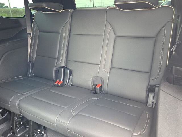 Used 2026 Chevrolet Tahoe Premier RWD image 9