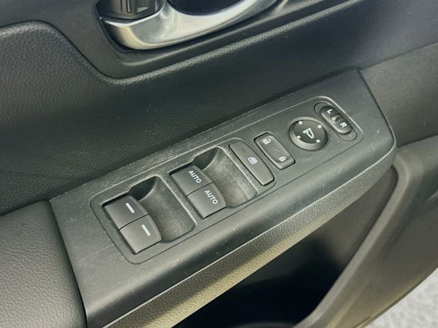 Used 2023 Honda CR-V Sport image 17