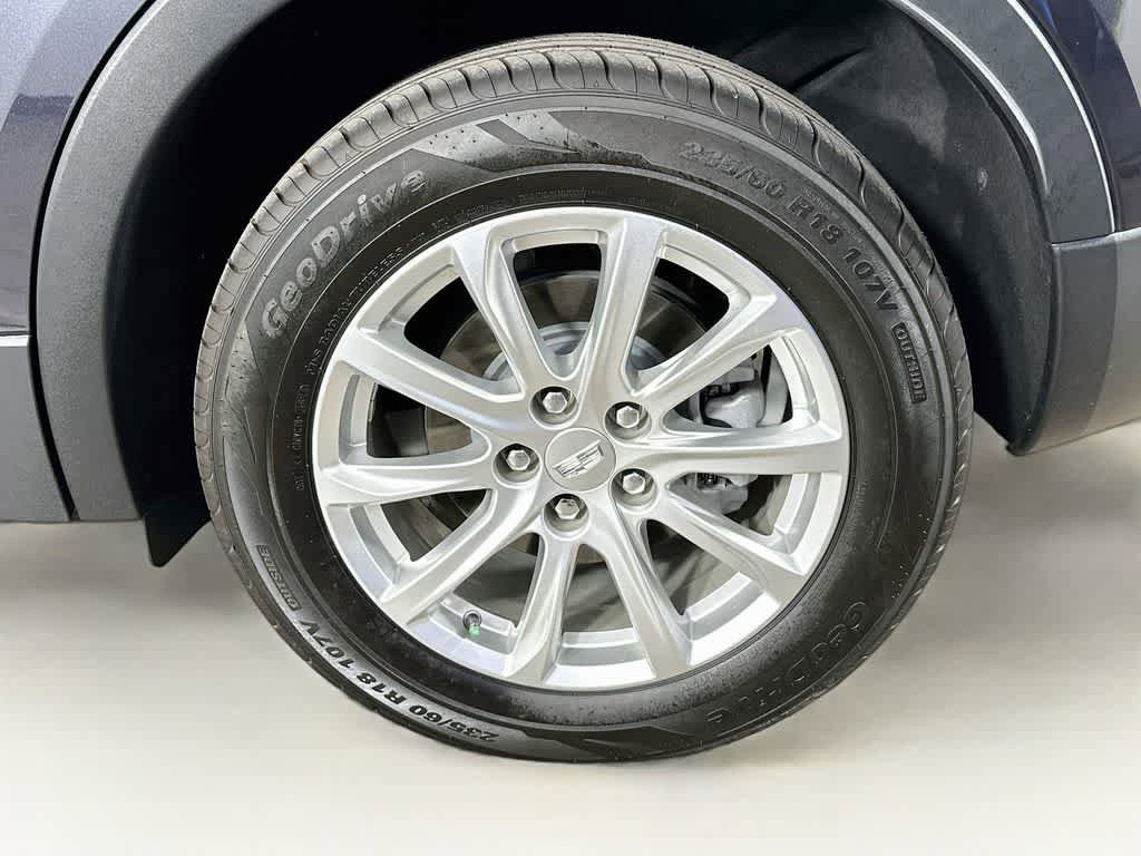 Used 2023 Cadillac XT4 Luxury FWD image 8