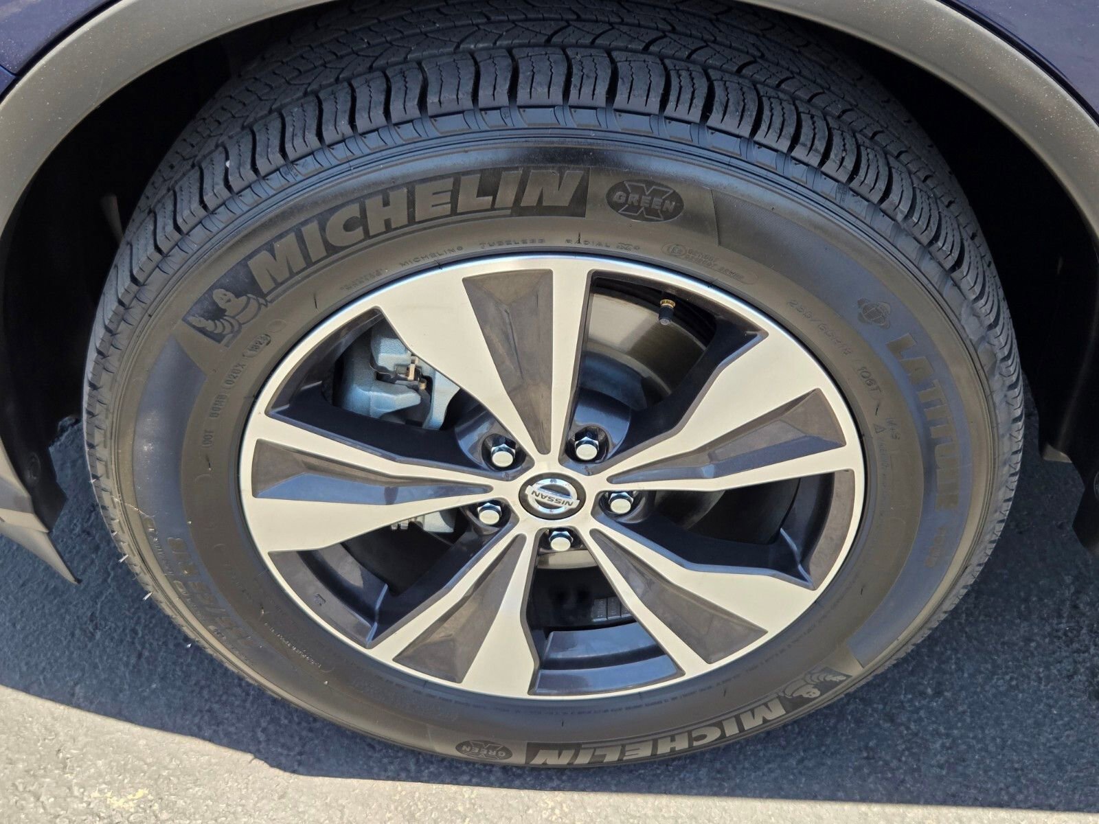 Used 2020 Nissan Murano SV AWD/4WD image 9
