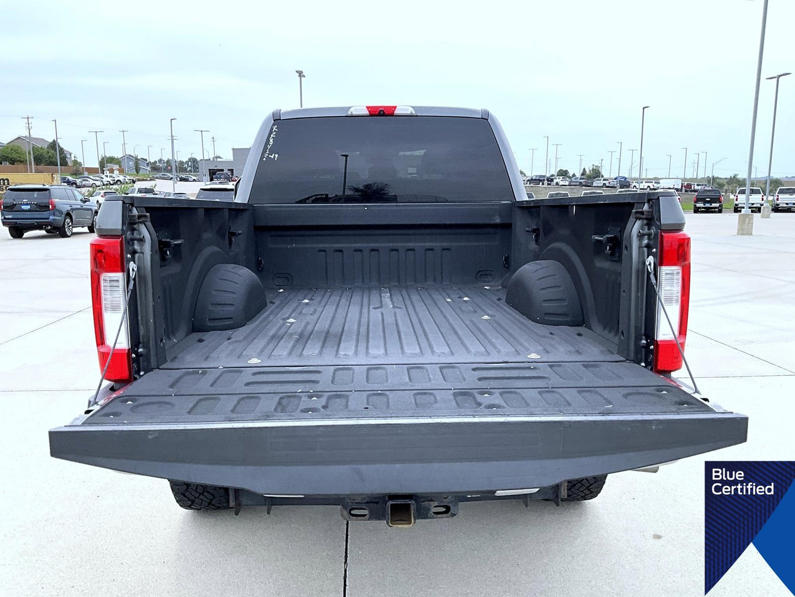Certified 2019 Ford F250 XLT w/ XLT Premium Package AWD/4WD image 23
