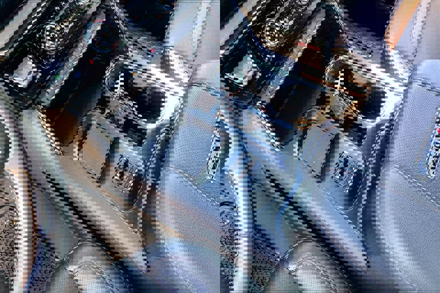 Used 2024 GMC Sierra 2500 AT4 w/ Technology Package image 15