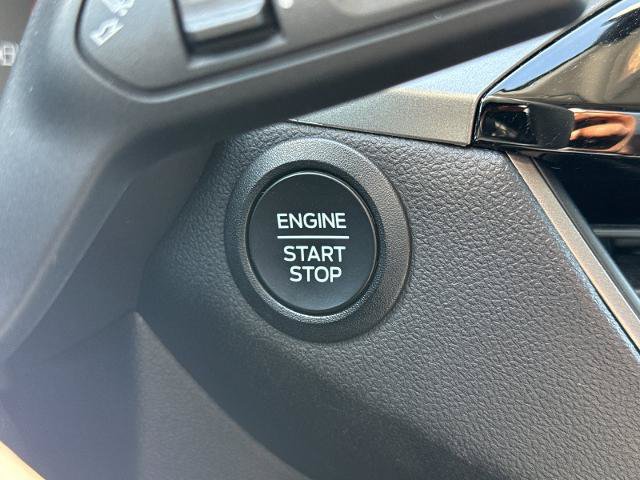 Certified 2025 Ford Escape Active FWD image 20