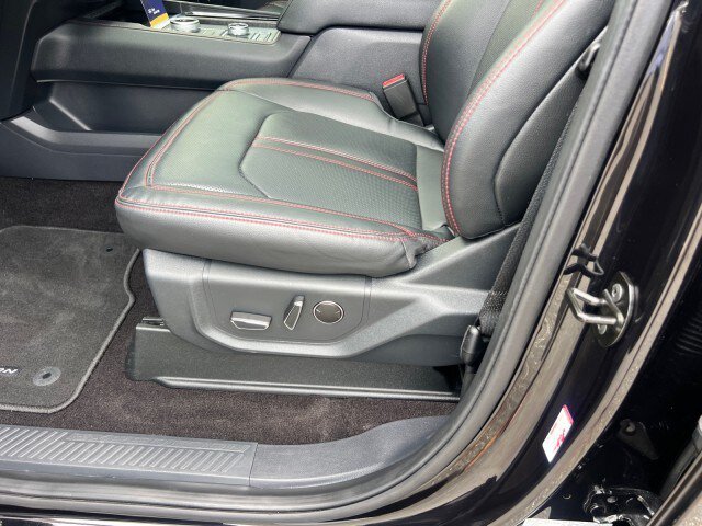 Certified 2022 Ford Expedition Limited AWD/4WD image 8