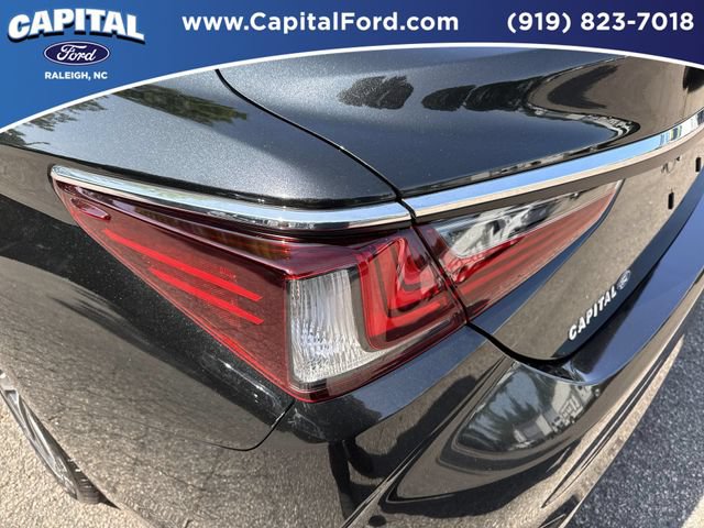 Used 2023 Lexus ES 350 w/ Accessory Package (Z1) FWD image 15