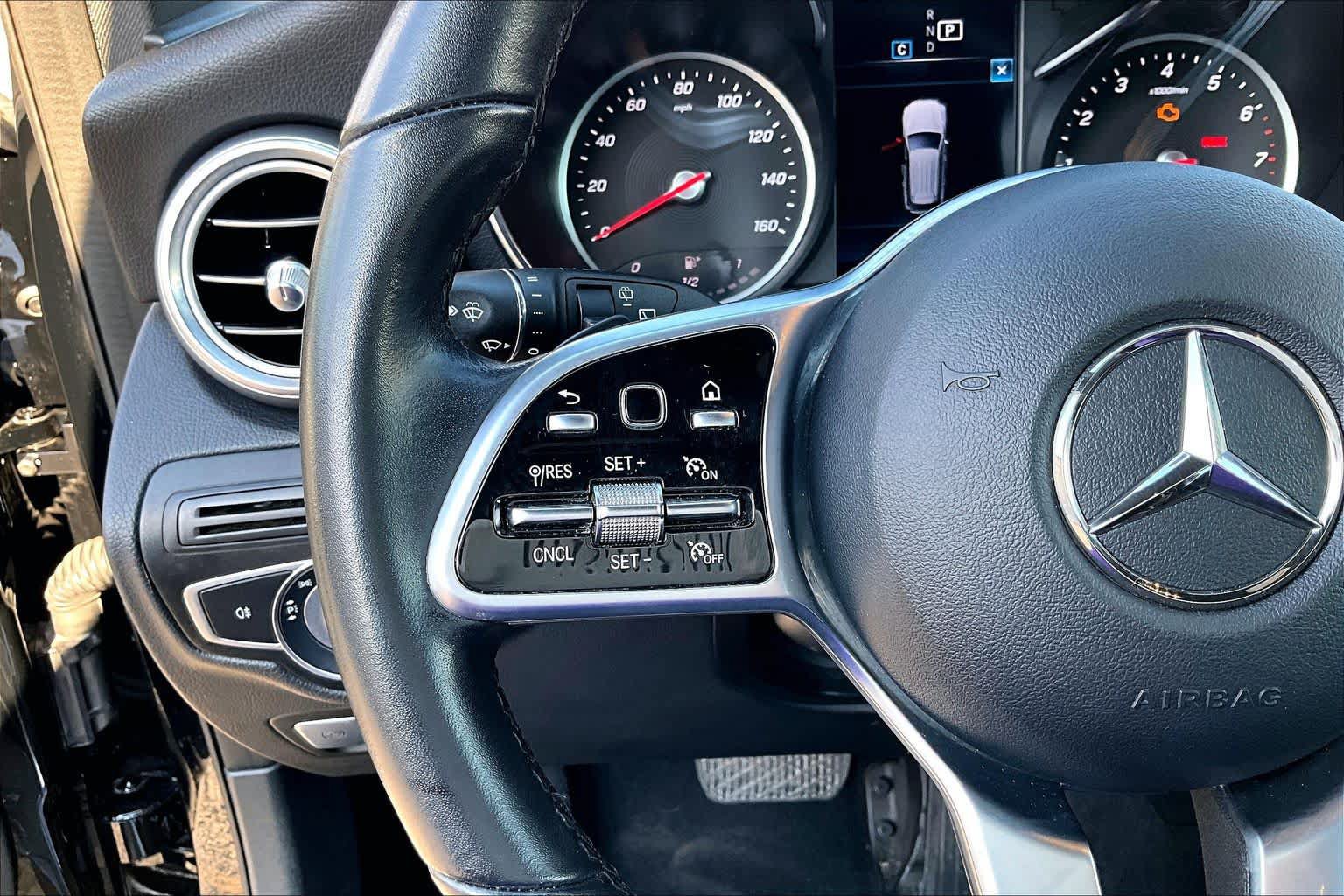 Used 2021 Mercedes-Benz GLC 300 image 24