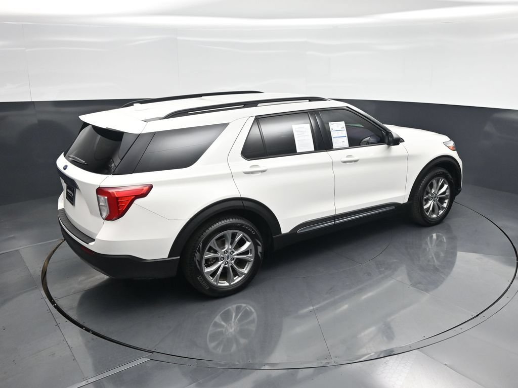 Certified 2021 Ford Explorer XLT w/ Equipment Group 202A RWD image 37
