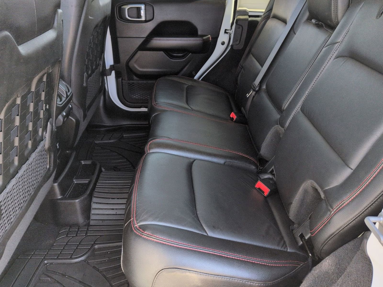 Used 2021 Jeep Wrangler Unlimited Rubicon w/ Uconnect 4C Nav & Sound Group image 24