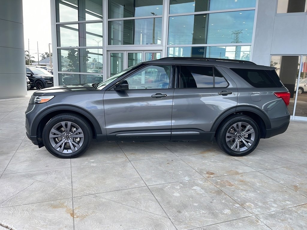 Certified 2024 Ford Explorer XLT w/ Equipment Group 202A