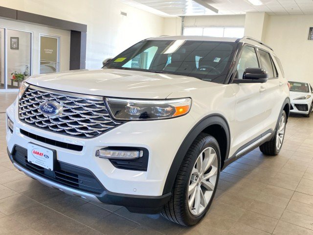 Certified 2023 Ford Explorer Platinum w/ Technology Package AWD/4WD image 4