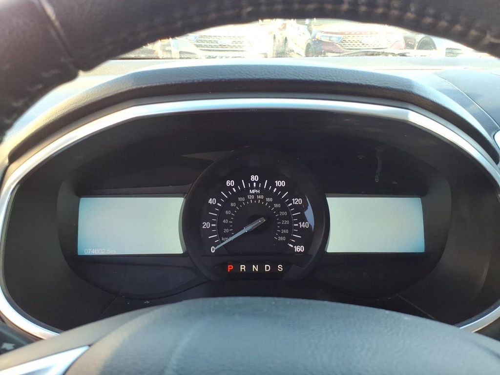 Certified 2019 Ford Edge Titanium w/ Cold Weather Package AWD/4WD image 16