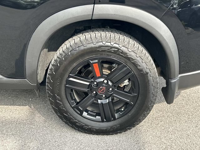 Used 2025 Nissan Rogue SV AWD/4WD image 13