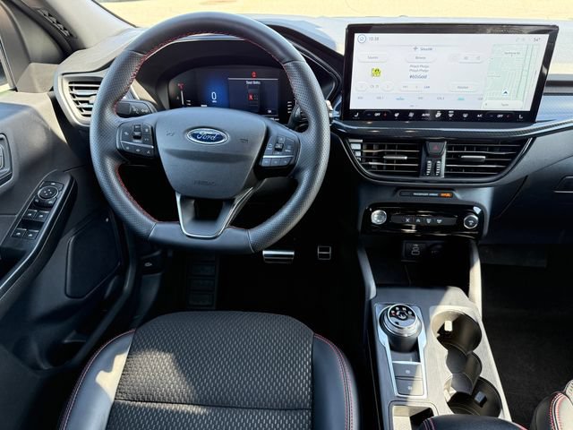 Certified 2024 Ford Escape ST-Line w/ Tech Pack #1 AWD/4WD image 9