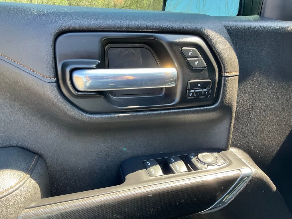 Used 2021 GMC Sierra 1500 AT4 image 16