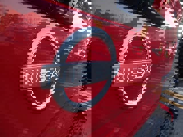 Used 2024 Nissan Frontier SV w/ Technology Package image 18