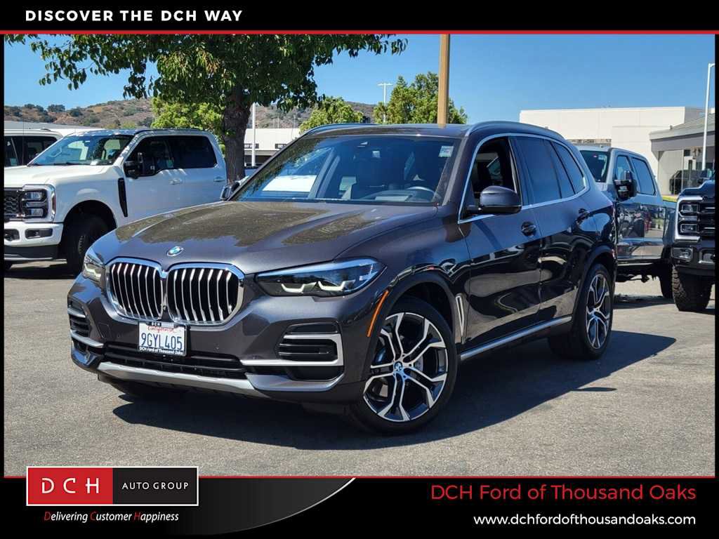 Used 2022 BMW X5 xDrive40i w/ Premium Package