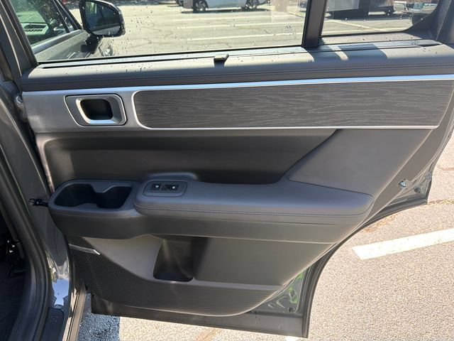 Used 2024 Hyundai Santa Fe Limited FWD image 18