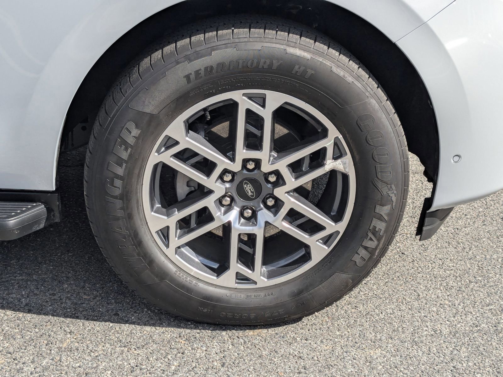 Certified 2025 Ford Expedition Max Active image 11