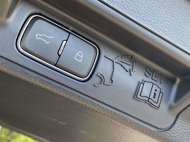 Certified 2023 Ford Explorer Limited w/ Limited Technology Package image 15