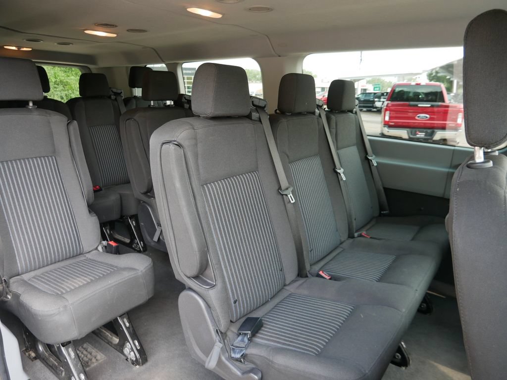 Certified 2018 Ford Transit 350 XLT RWD image 9