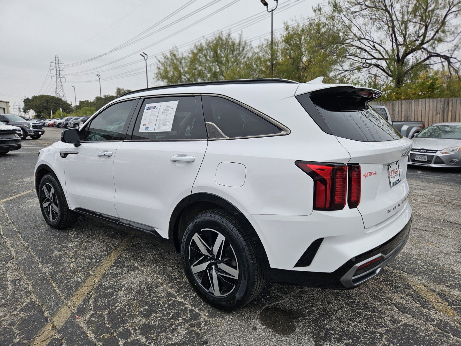 Used 2022 Kia Sorento S image 6