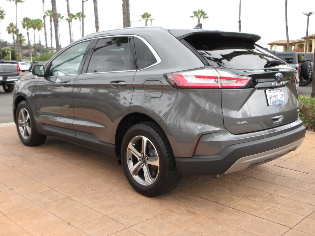 Certified 2023 Ford Edge SEL w/ Convenience Package AWD/4WD image 2