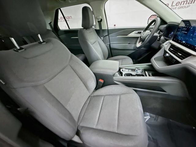 Certified 2025 Ford Explorer Active AWD/4WD image 28