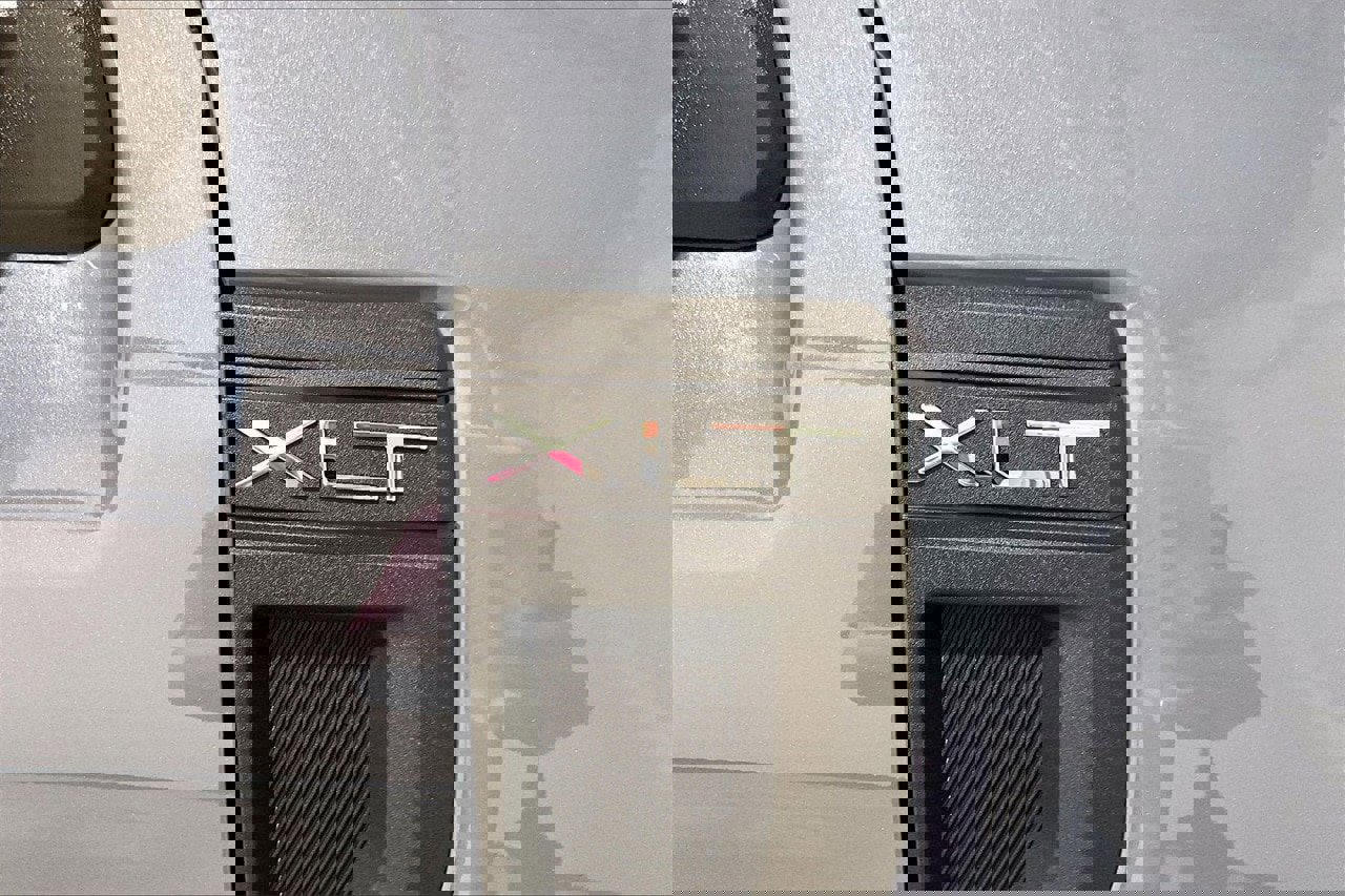 Certified 2025 Ford Maverick XLT w/ Equipment Group 302A image 11