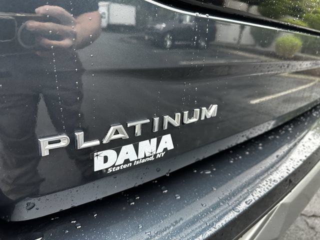 Certified 2025 Ford Expedition Platinum w/ Driver's Package AWD/4WD image 50
