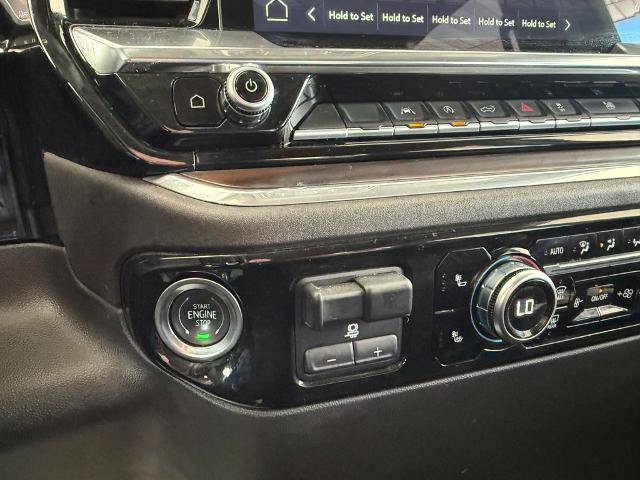 Used 2025 GMC Sierra 1500 SLT RWD image 16