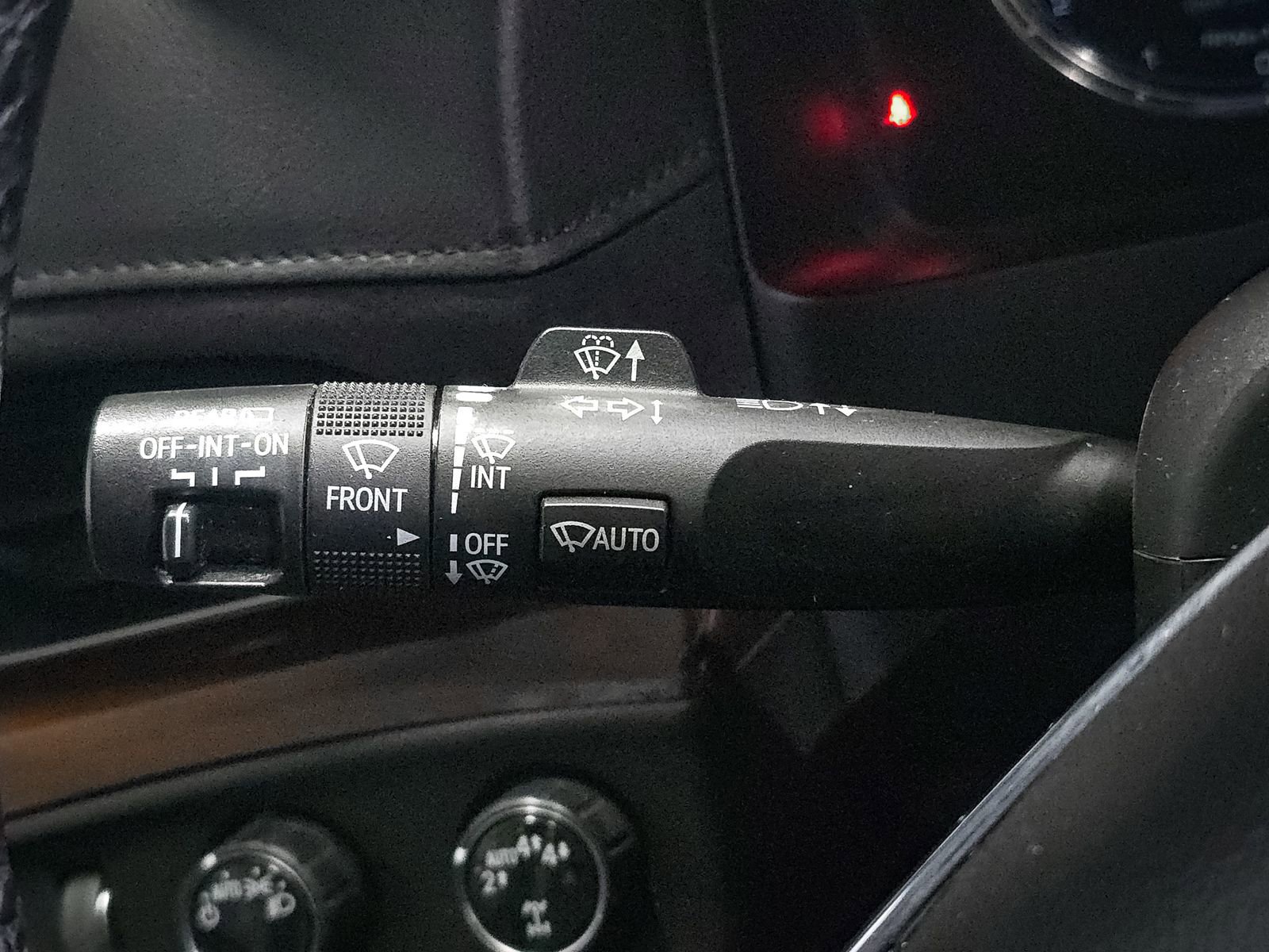 Used 2020 Cadillac Escalade 4WD image 36