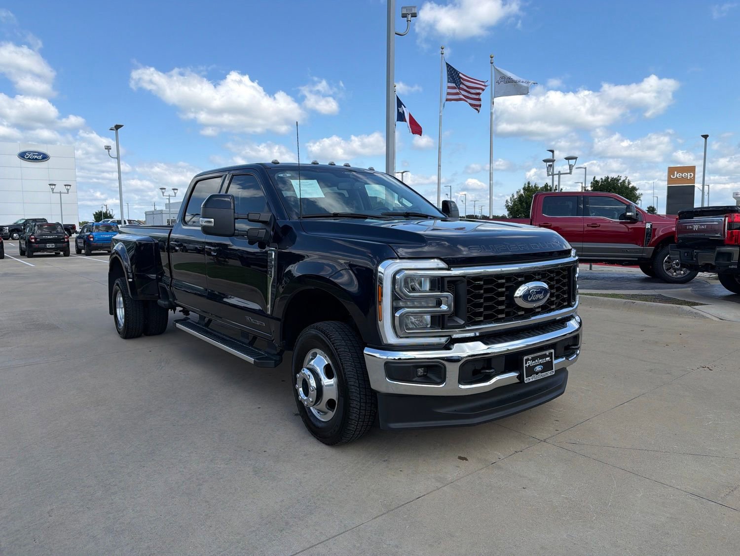 Certified 2024 Ford F350 Lariat w/ FX4 Off-Road Package AWD/4WD image 7