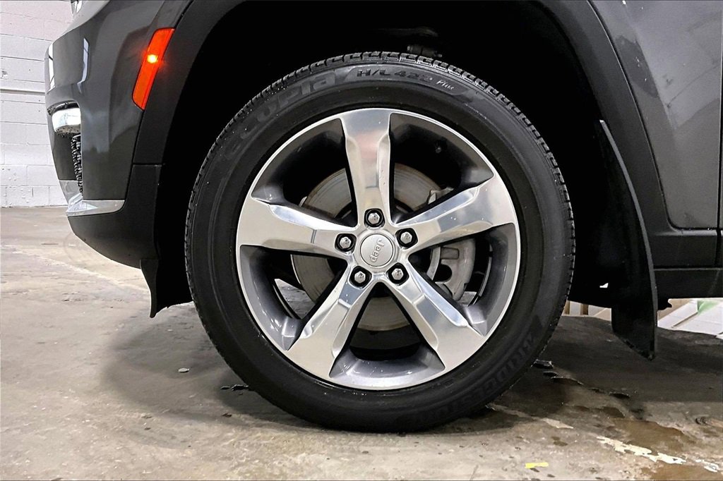 Used 2021 Jeep Grand Cherokee L Limited image 9