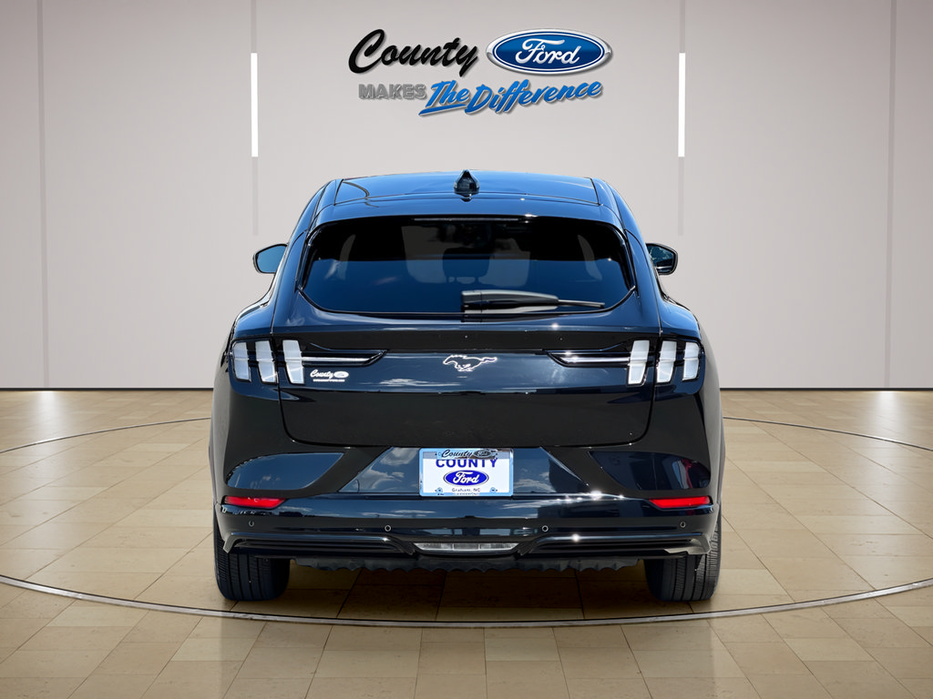 Certified 2025 Ford Mustang Mach-E Premium w/ Sport Appearance Package AWD/4WD image 4