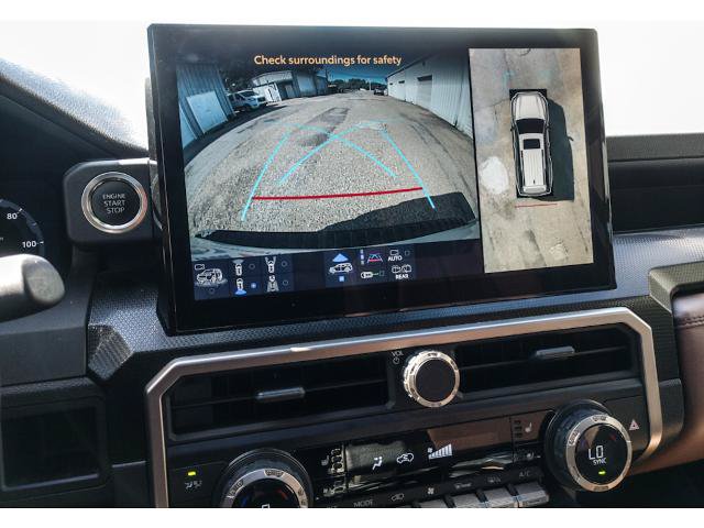 Used 2025 Toyota 4Runner Limited AWD/4WD image 19