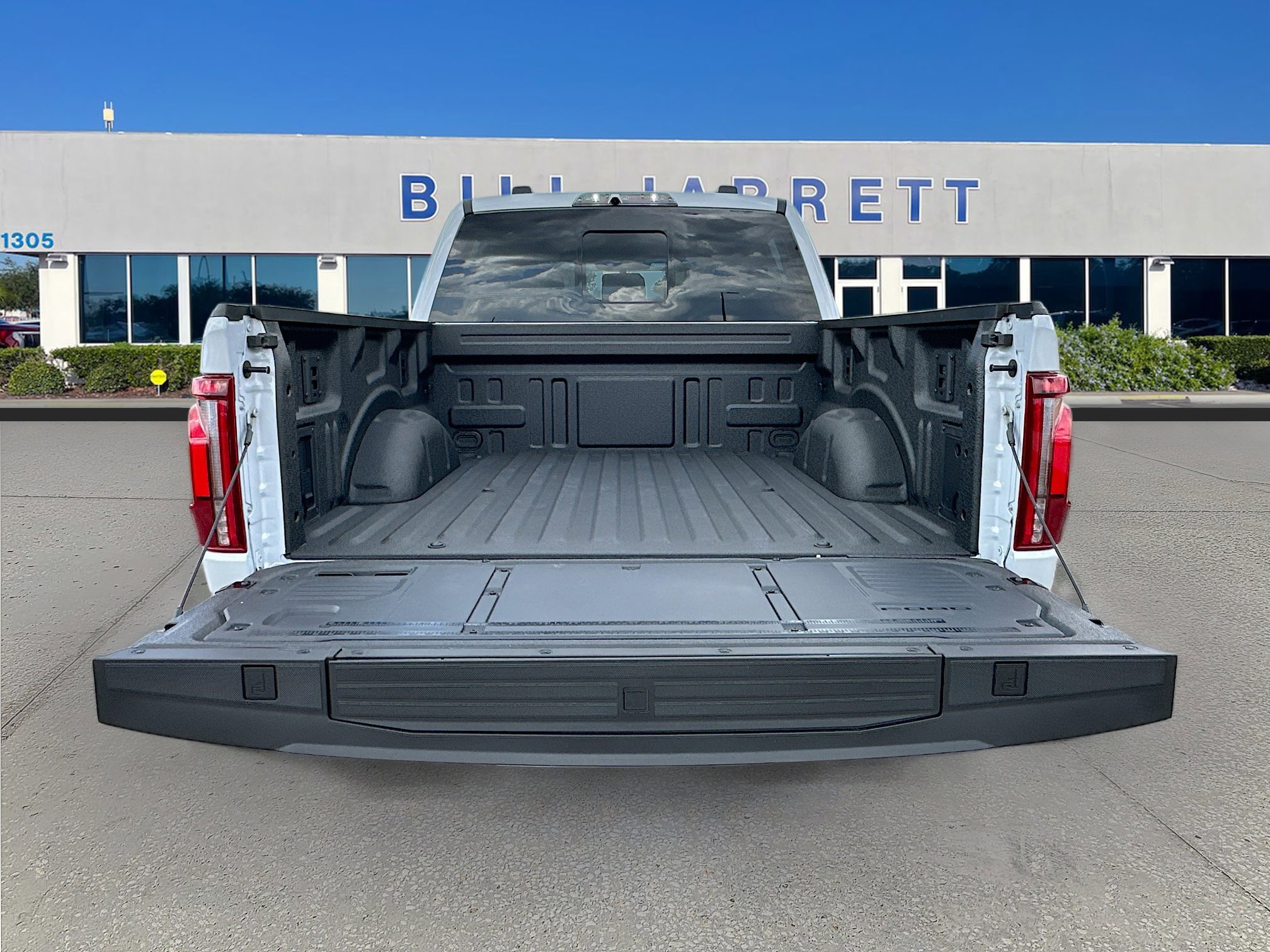 Certified 2025 Ford F150 Raptor AWD/4WD image 26