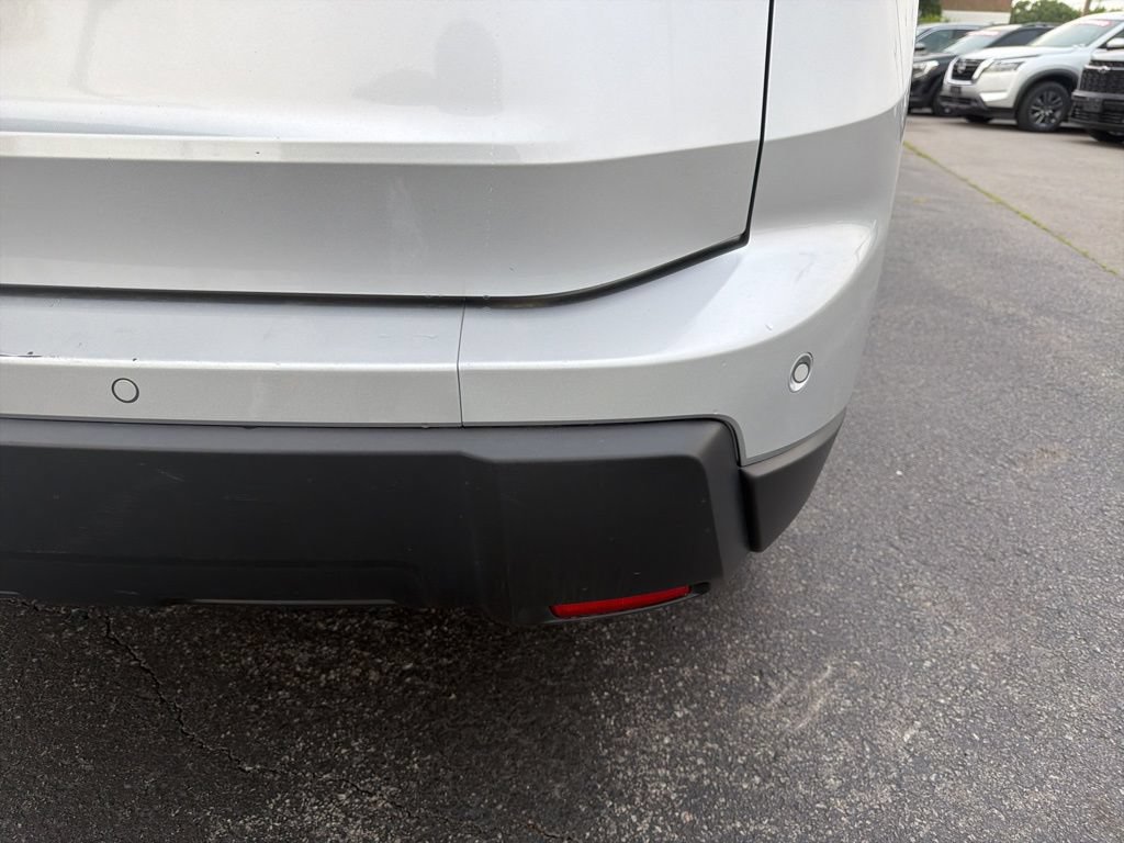 Used 2024 Nissan Rogue S FWD image 8