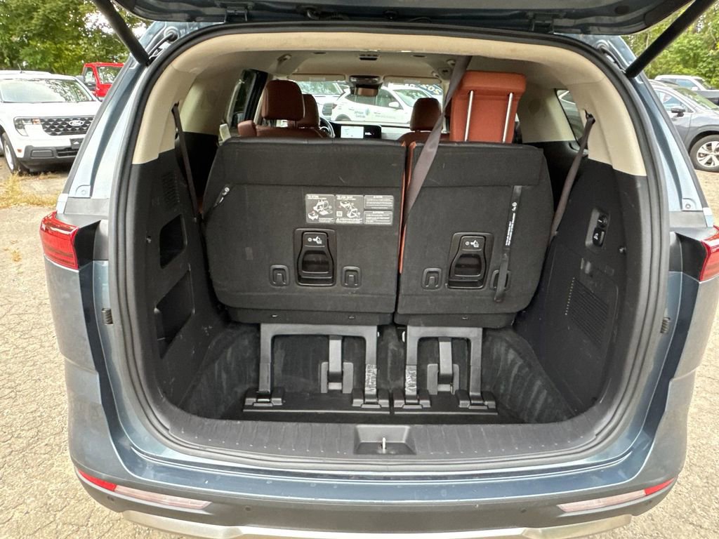 Used 2024 Kia Carnival SX image 24