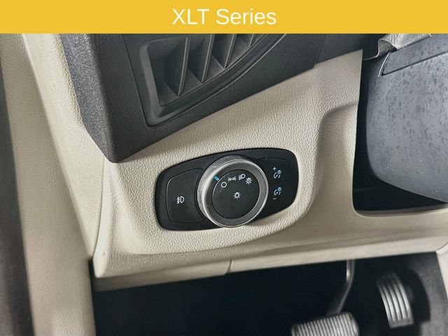 Certified 2022 Ford Transit Connect XLT FWD image 22
