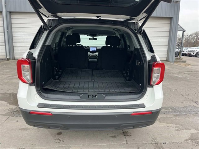 Certified 2023 Ford Explorer XLT image 12