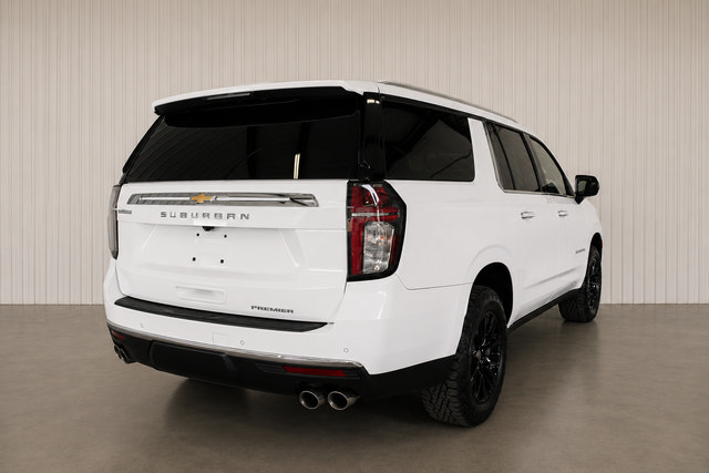 Used 2021 Chevrolet Suburban Premier AWD/4WD image 6