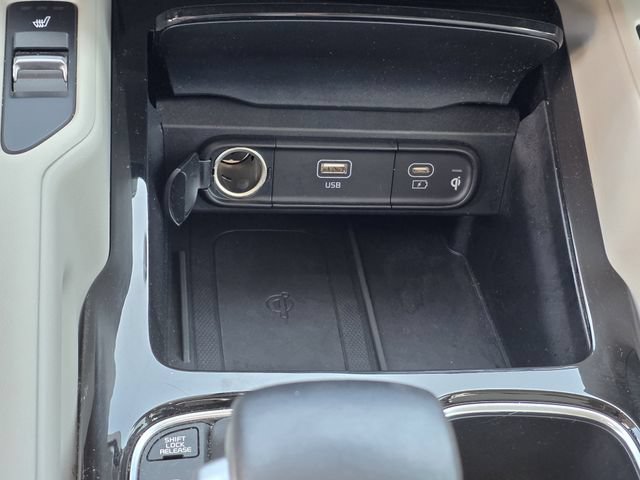 Used 2024 Kia Telluride S w/ S Sunroof Package FWD image 23