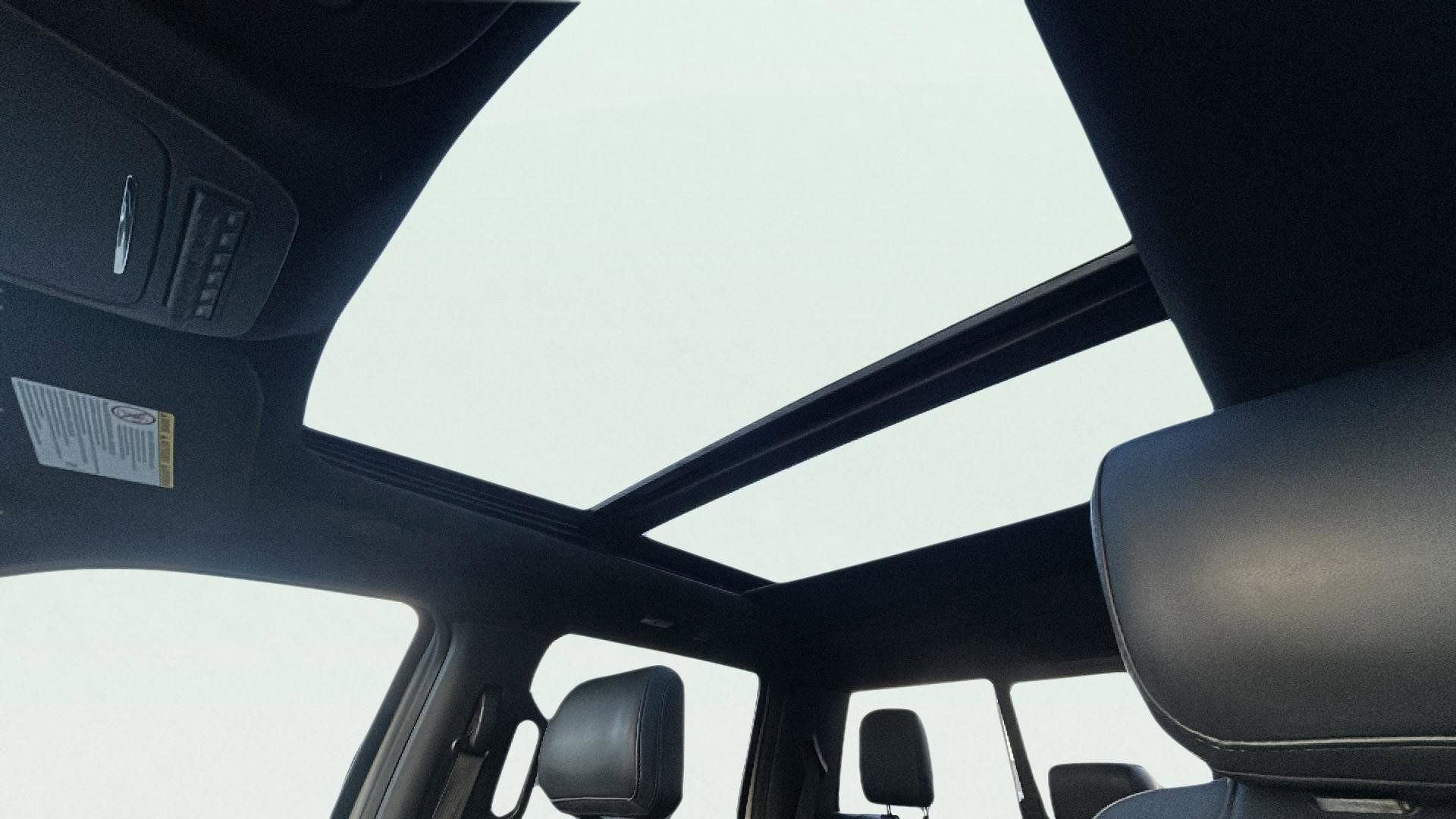 Certified 2025 Ford F250 Platinum image 23