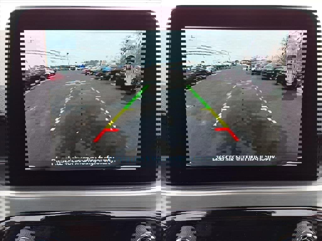 Certified 2022 Ford Escape Titanium w/ Class II Trailer Tow Package image 25