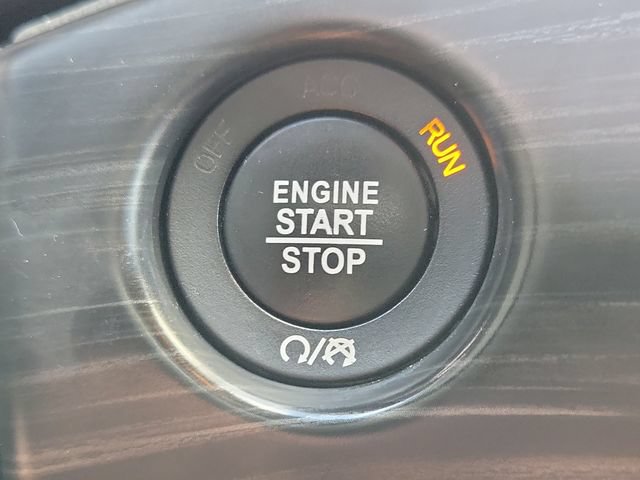 Used 2021 Jeep Grand Cherokee Laredo X AWD/4WD image 31